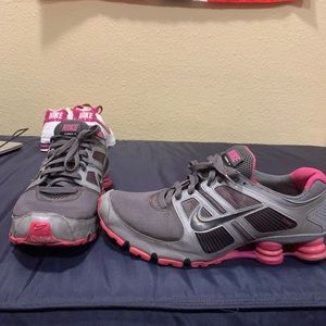 Nike shox turbo running shoes